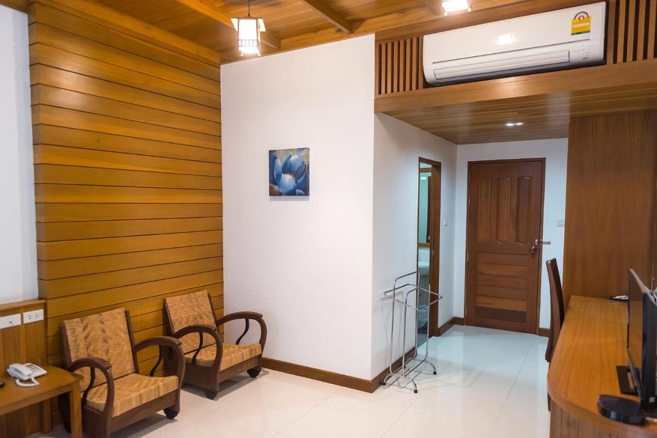 Tree Home Plus Накхон Си Тамарат Екстериор снимка